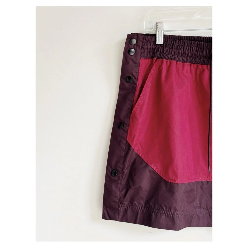 NIKE AIR | Side Snap Skirt | L - Picture 7 of 9